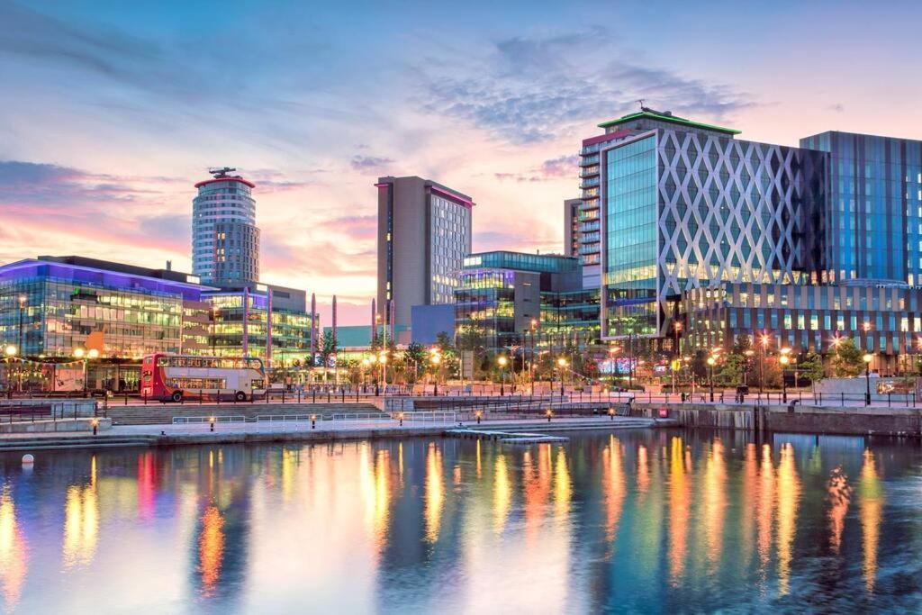 Manchester City Centre Apartment, Skyline View Bagian luar foto